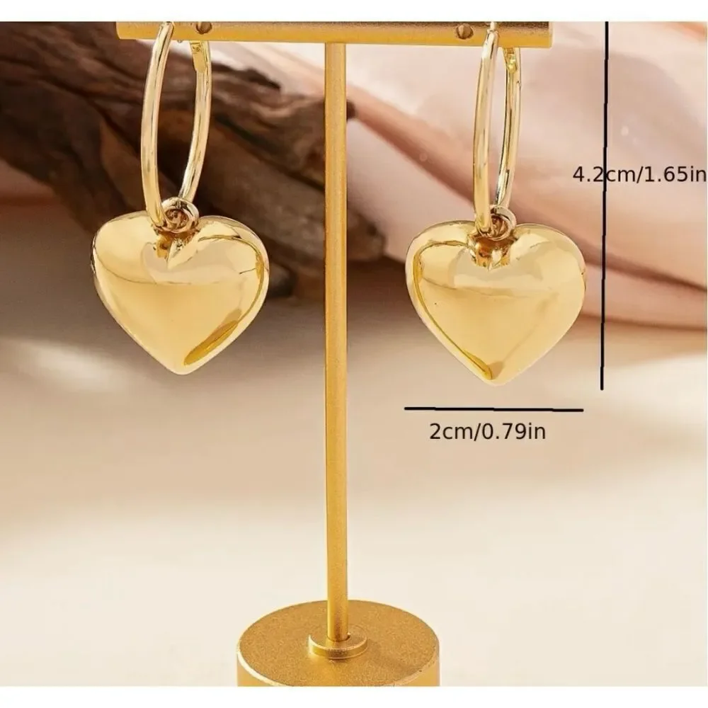 💛 NEW goldtone puffy heart dangle hoop earrings 💛
